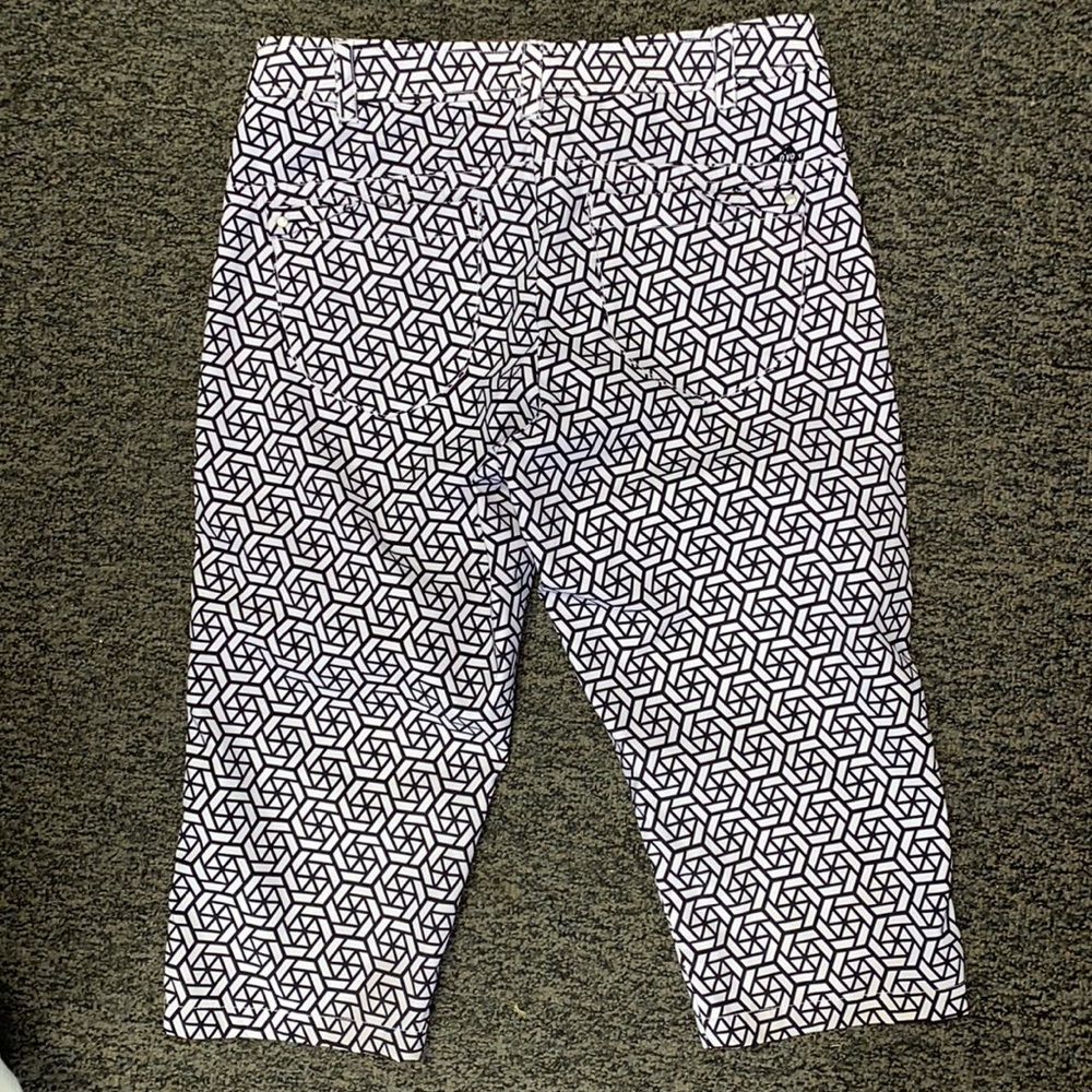 Nivo golf capris - Picture 3 of 5